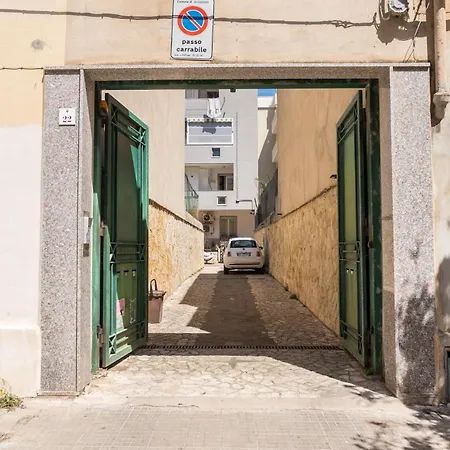 In Centro Citta', * Alghero